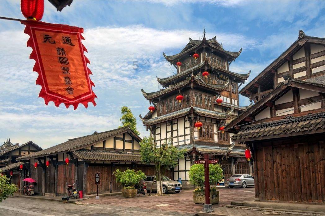 300多年的泸定桥，曾因“飞夺泸定桥”而闻名中外，如今现状如何游戏画面